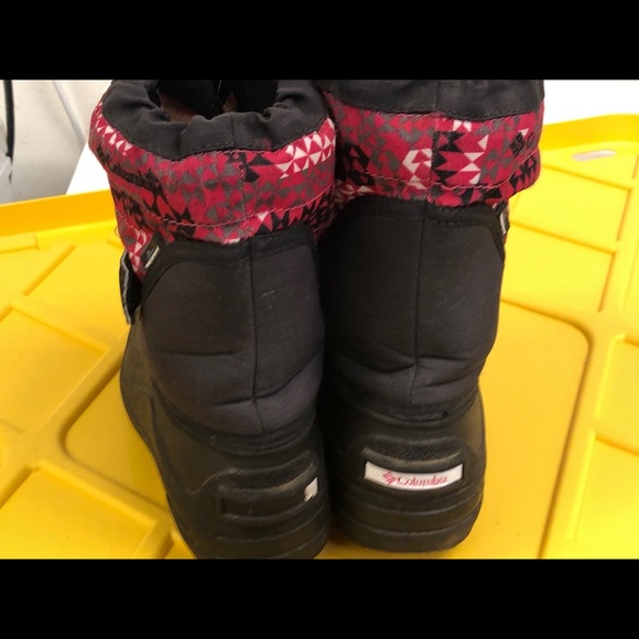 Columbia Girl’s Black/Pink Snow Boots Size 13 - Picture 7 of 10
